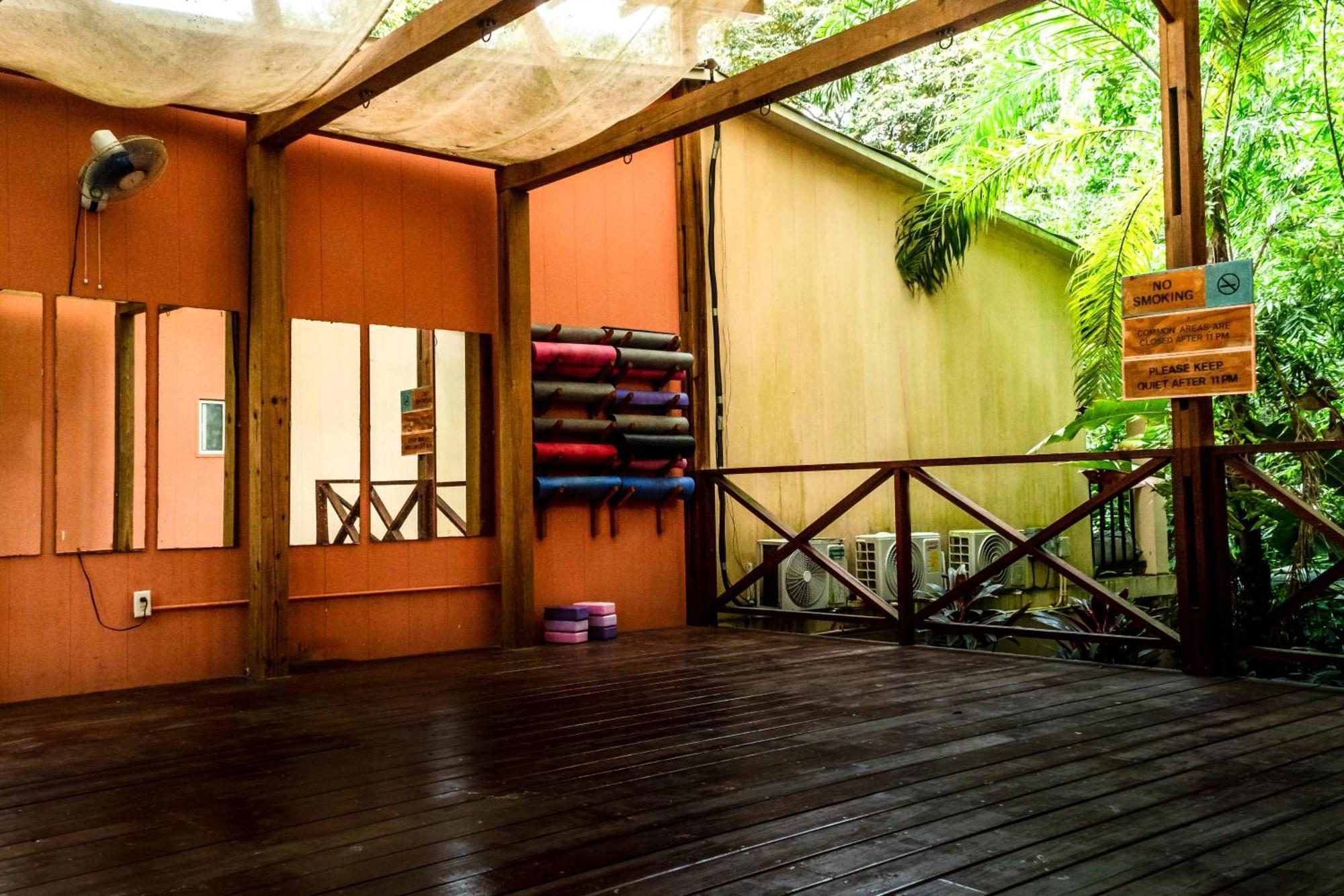 Hotel Socialtel Red Frog Bocas del Toro Exterior foto